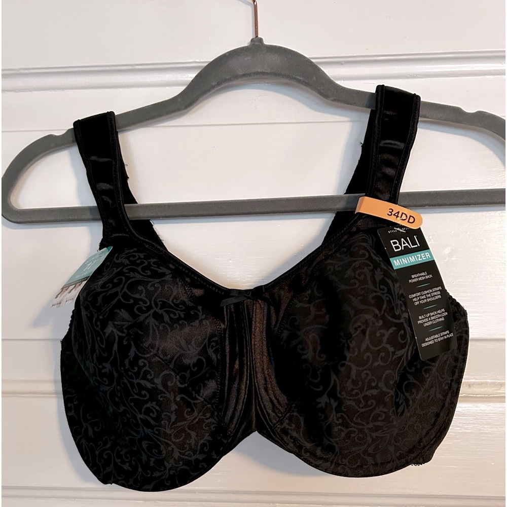 Bali Underwire Minimizer Bra